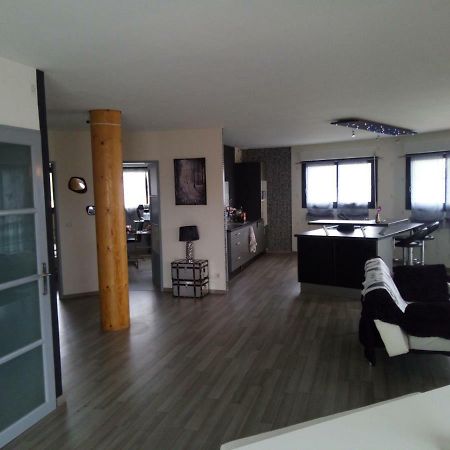 Loftcosy Friville מראה חיצוני תמונה